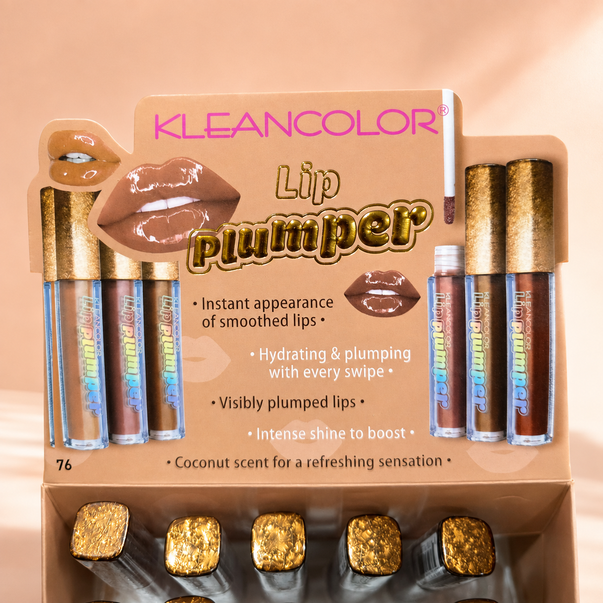 Lip Plumper Kleancolor en fondo rosa nude, vista 2