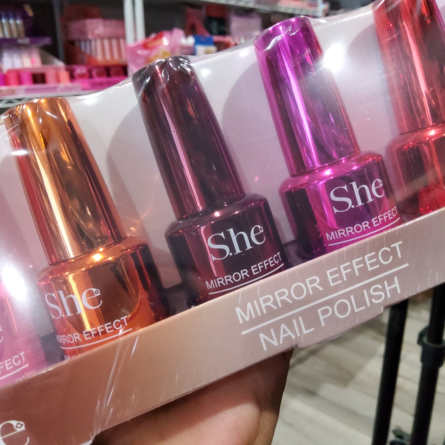 S.HE MIRROR EFFECT NAIL POLISH