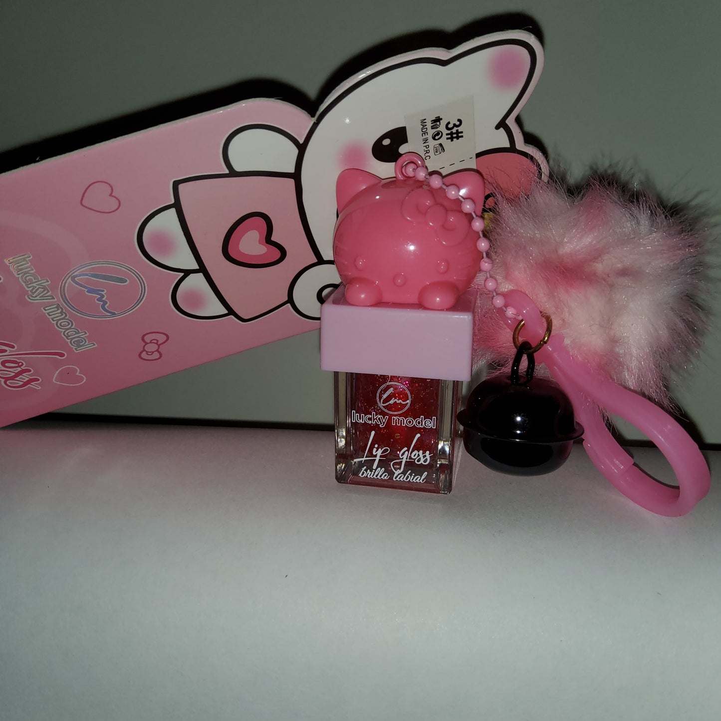 Lip gloss/brillo labial waterproof Lucky model