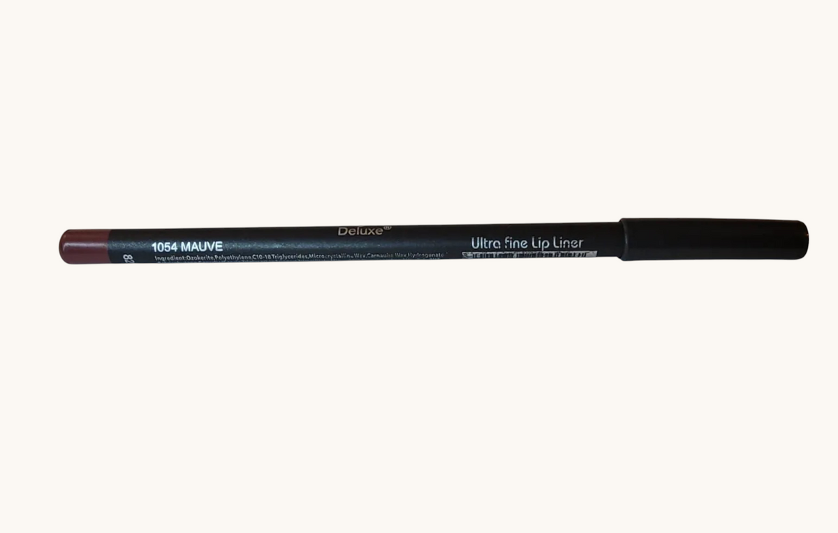 Accesorios by Alexsa Italia Deluxe ultra fine lip liner pencil in shade 1054 Mauve with a black casing