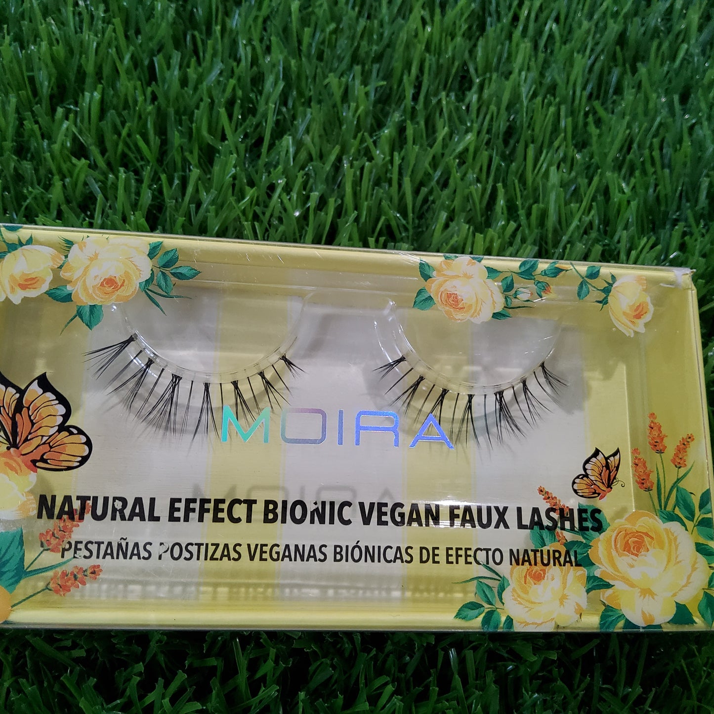 NATURAL EFECT BIONIC VEGAN FAUX LASHES MOIRA