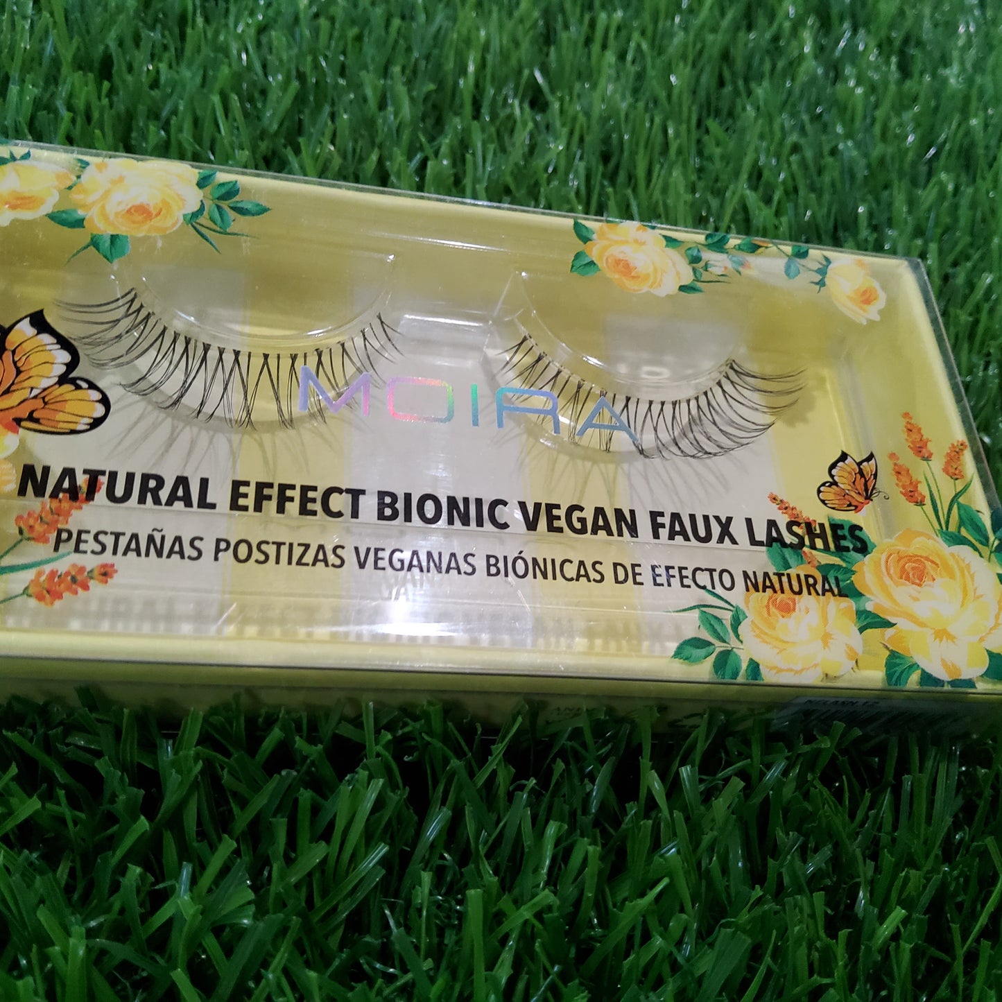 NATURAL EFECT BIONIC VEGAN FAUX LASHES MOIRA
