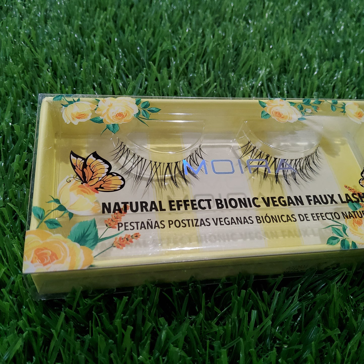 NATURAL EFECT BIONIC VEGAN FAUX LASHES MOIRA
