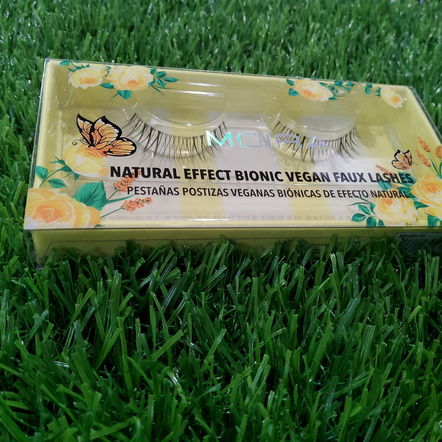 NATURAL EFECT BIONIC VEGAN FAUX LASHES MOIRA